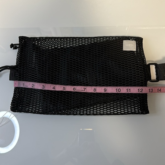 Free People Movement small black mesh sling bag - Picture 8 of 10